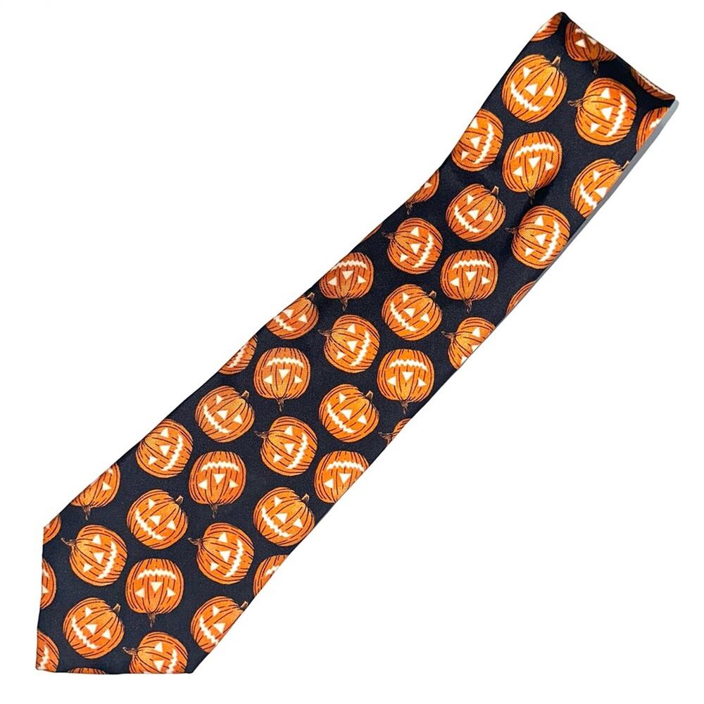 Joe Boxer Italian Silk Pumpkin Jack-O-Lantern Spooky Season Halloween Tie